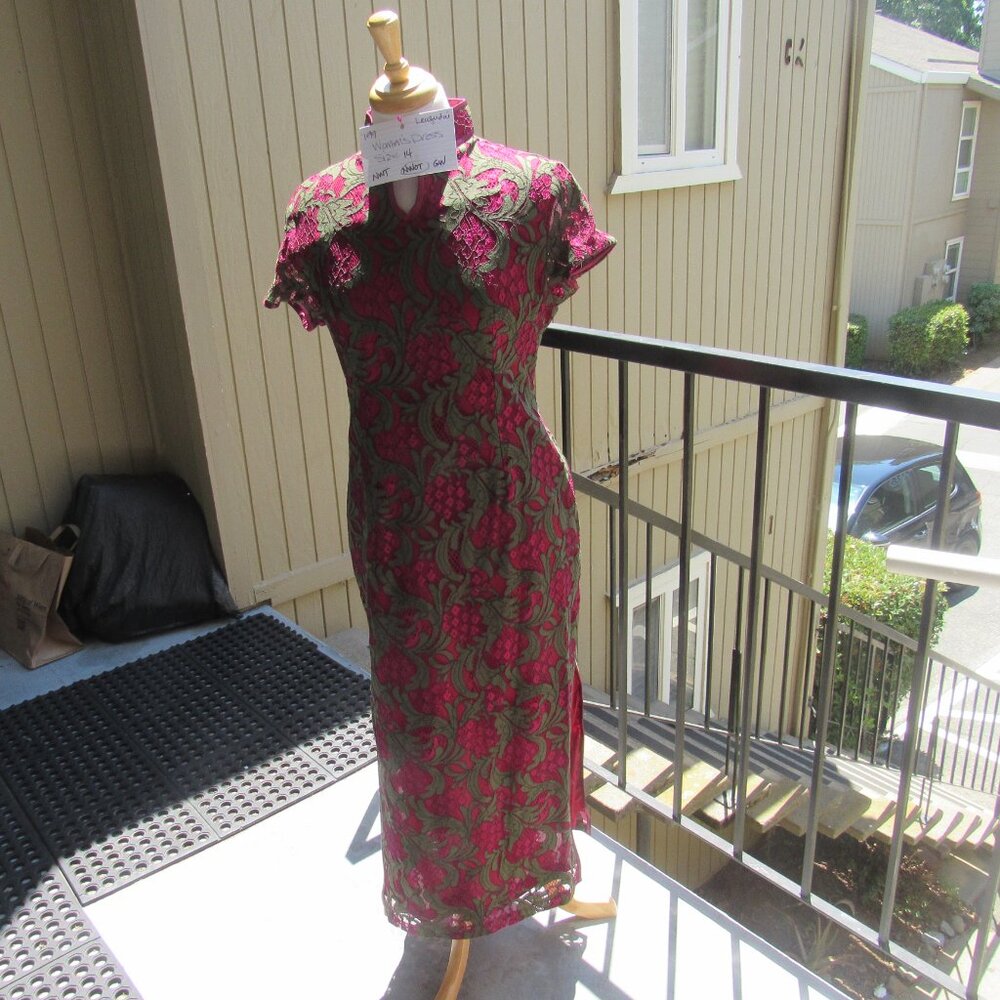 #199  NEW WOMEN'S ORIENTAL LONG DRESS BY LAOGUDAI  (SIZE 14)
